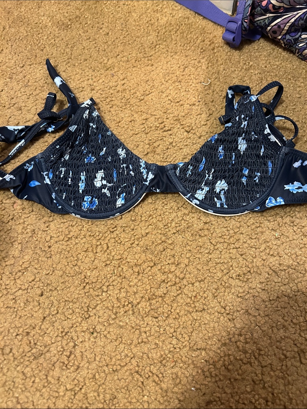 Floral bikini top in Black and Blue